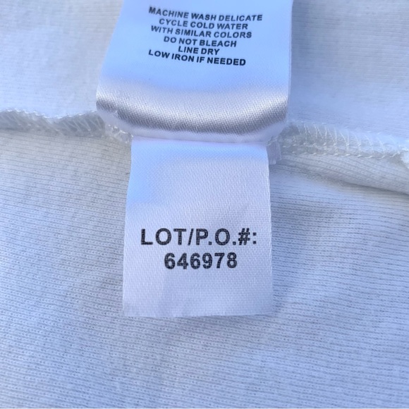 Tribal White Grommet Notch V-Neck Key Hole Knit Tank Top ~ Women’s Large - Picture 7 of 8